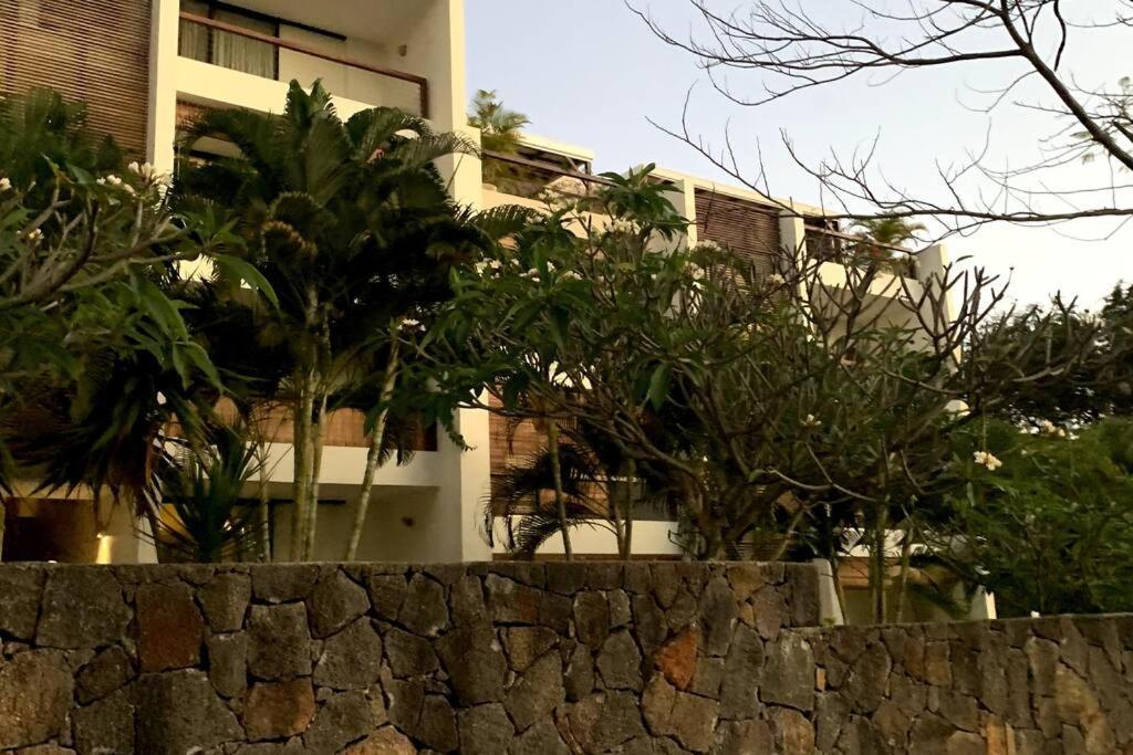 Apartamento Beautiful Flat In Mont Choisy Exterior foto